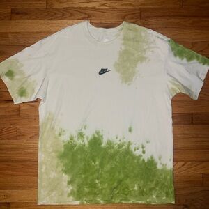 Nike Cream Loose Fit Tee